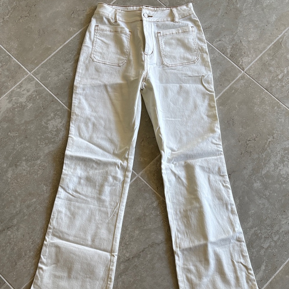 SALE 🎈🎈Elan Cream Flare & Wide Leg Jeans
